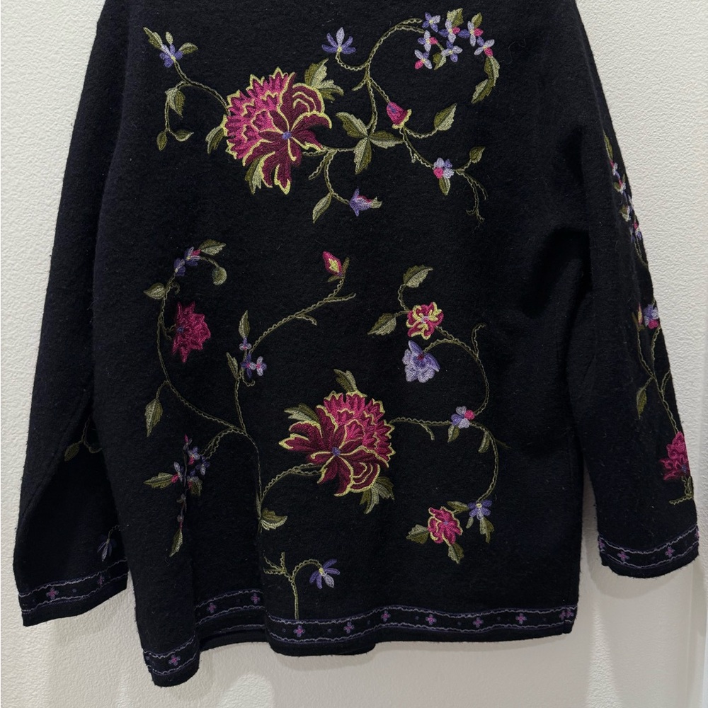 Carole Little Black Wool Floral Embroidered Button Cardigan 1X - Picture 3 of 6